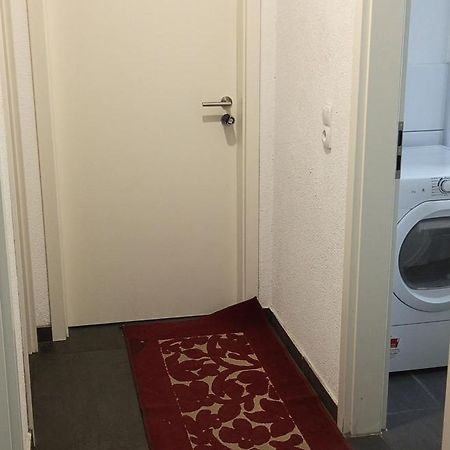 Gemuetliches Lisa Zimmer Mit Gemeinschaftskueche Heilbronn Zentrum Экстерьер фото